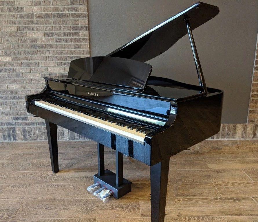 yamaha clavinova baby grand piano