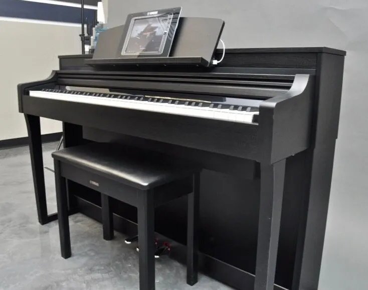 Yamaha CSP-170 digital piano