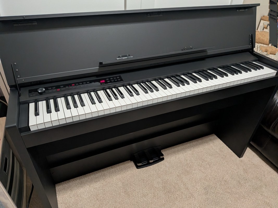 Korg E1 Air digital piano